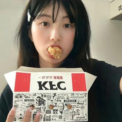 拿着手术刀的猎人 海报